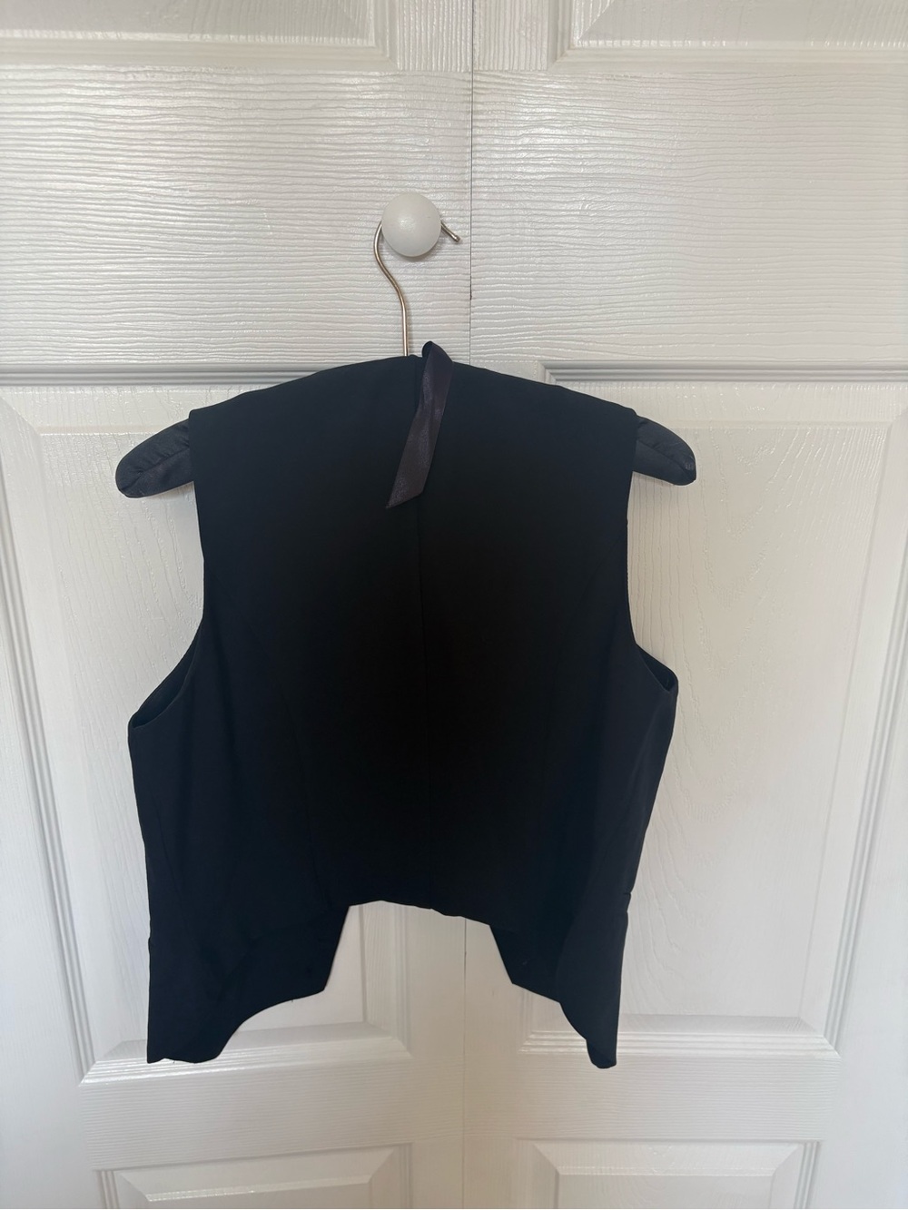 a new day Black Cropped Sleeveless Vest